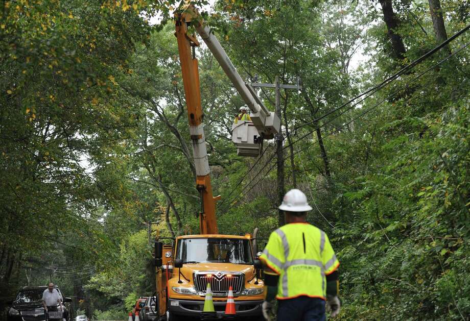 Eversource plans treetrimming along 4,000 miles of CT roads