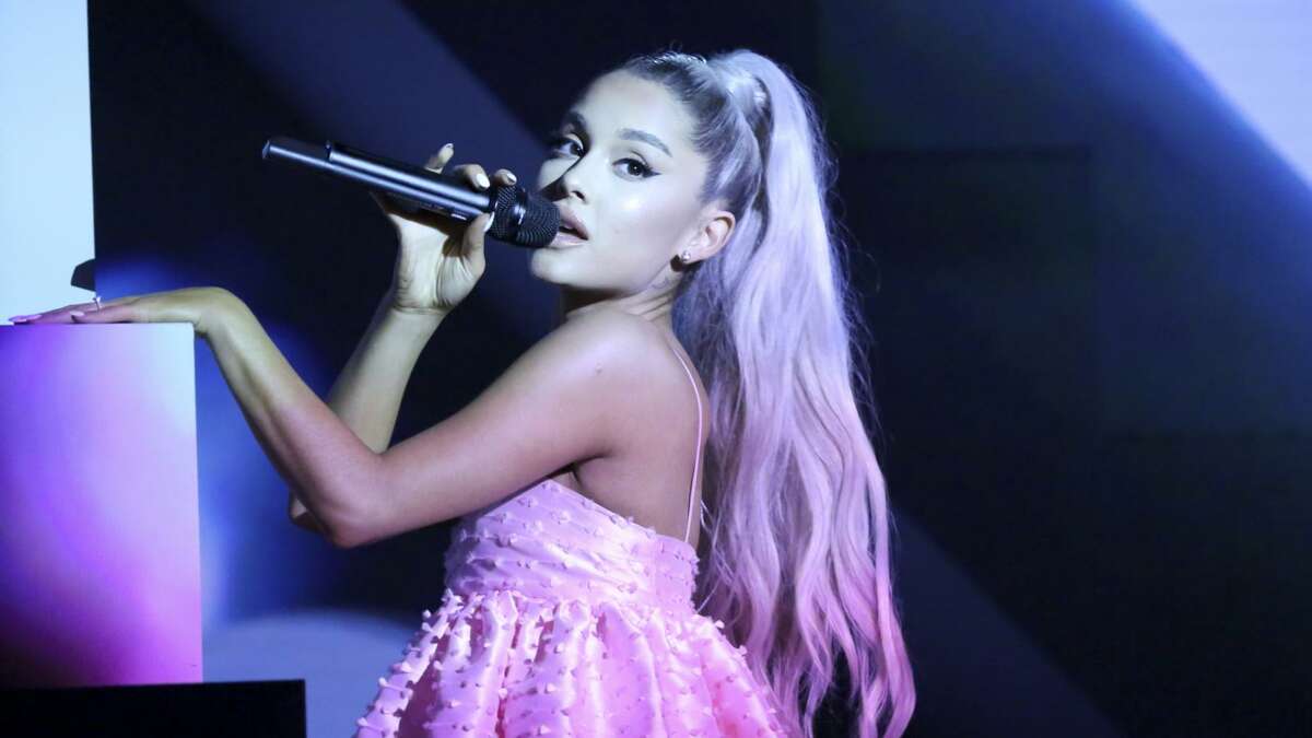 Put on 7 rings and go see pop icon Ariana Grande will bring her Sweetener Tour to Mohegan Sun Arena on Saturday. Find out more. 