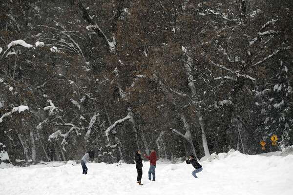 Yosemite To See A Slow Start To Spring Due To Heavy Snow