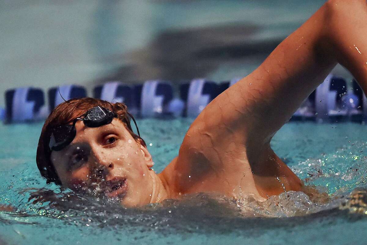 Ridgefield’s Kieran Smith is seeded in the top 15 in two events in the coming NCAA Division I swimming and diving championship.