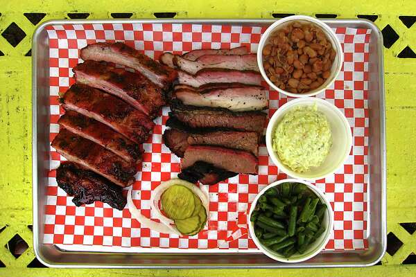 Shuttered Burnwood 68 Barbecue Restaurant Reopens On San Antonio S Redland Road Next To La Hacienda De Los Barrios Expressnews Com