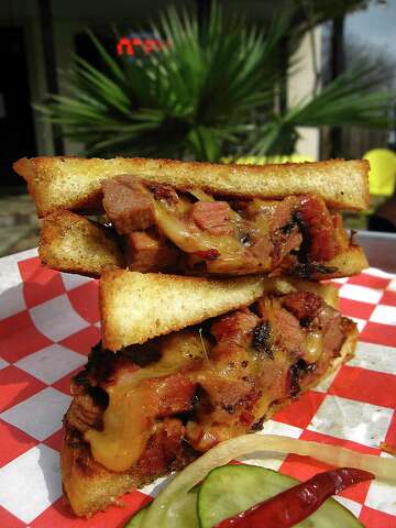 Burnwood 68 Barbecue Restaurant Moving From San Antonio S Five Points To Redland Road Expressnews Com