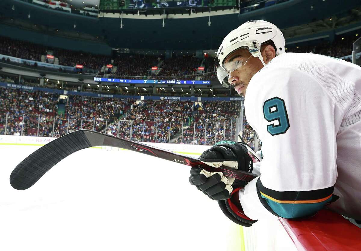 Sharks' Evander Kane, wife lose child during pregnancy