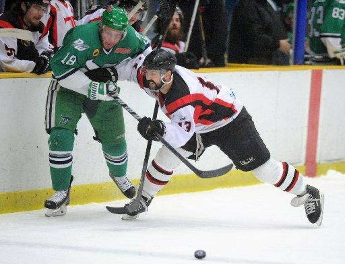 New Danbury Ice Arena owner promises new hockey team