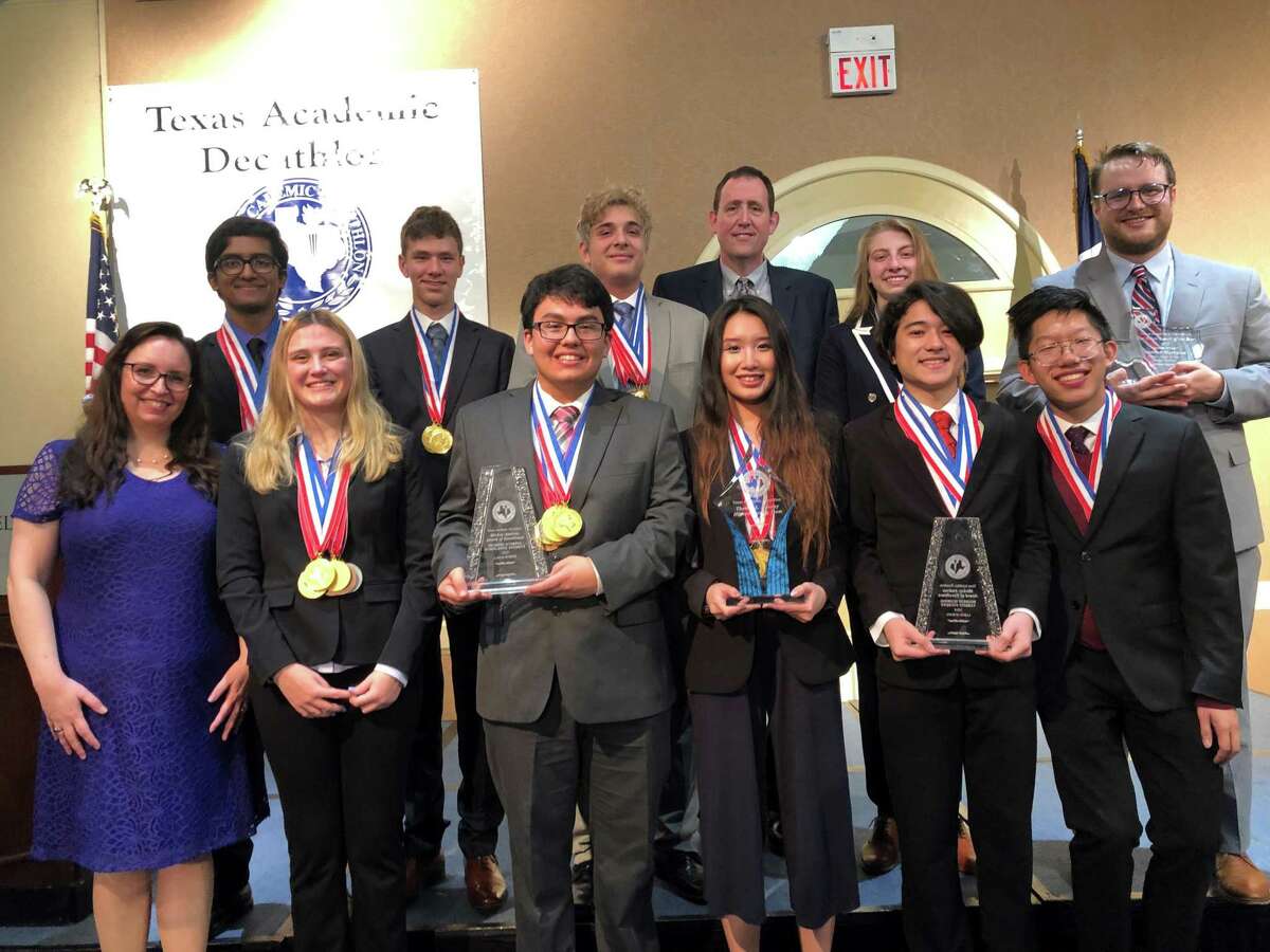 Dulles sets Texas Academic Decathlon record