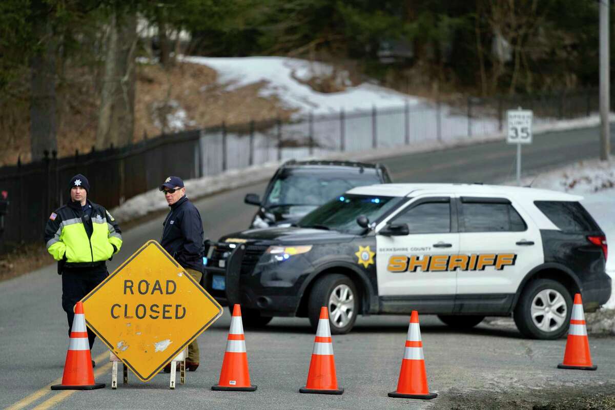 Records Sketch Scene Of Family Annihilation In Berkshires