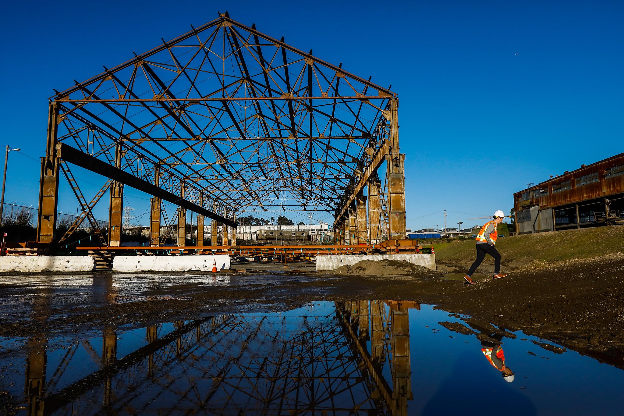 At San Francisco S Pier 70 Everything That S Old Is New Again