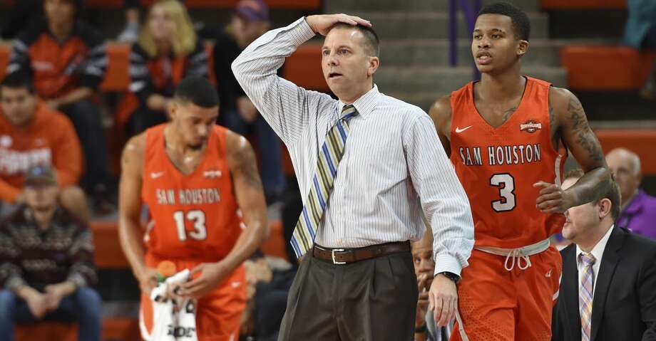 Sam Houston State Falls To New Orleans In Southland Tourney