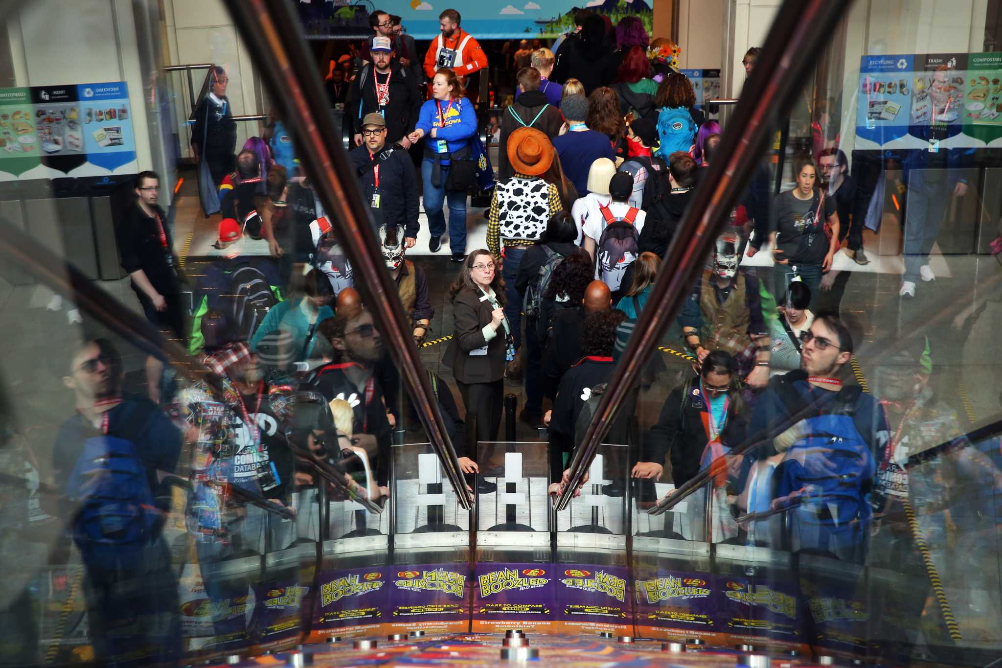 PHOTOS -- 2019 Emerald City Comic Con