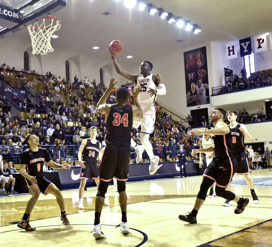 Yale Survives Princeton S Second Half Run Advances To Ivy League