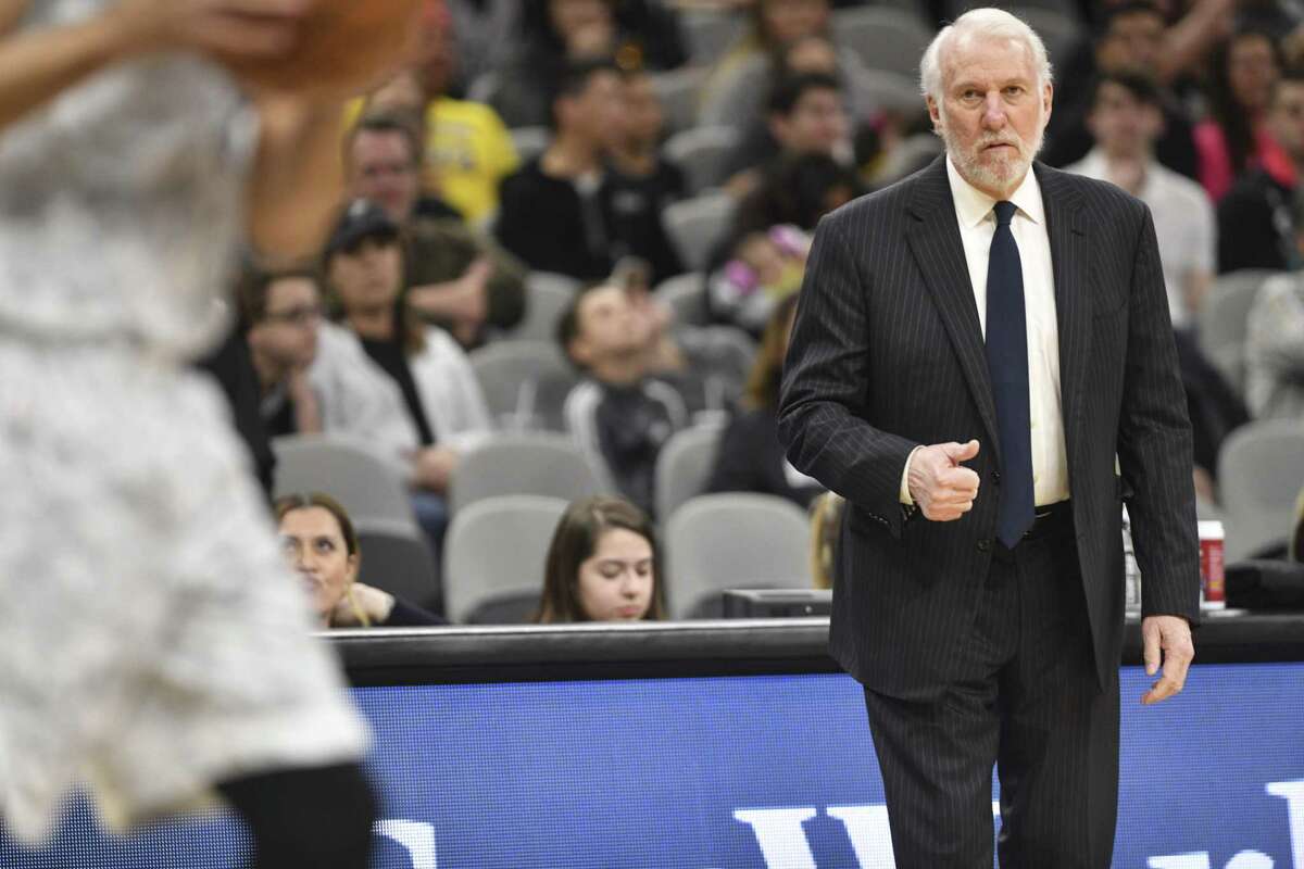 "Spurs have now had 17 different home winning streaks of 10+ games under head coach Gregg Popovich. Most in the NBA since 1996," @AirlessJordan