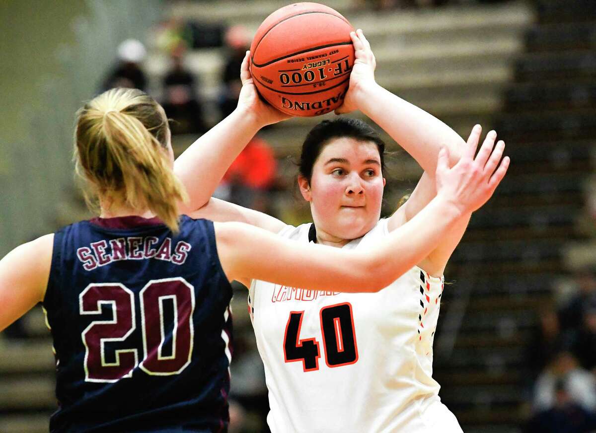 Cambridge Girls Wins School S First Basketball State Title