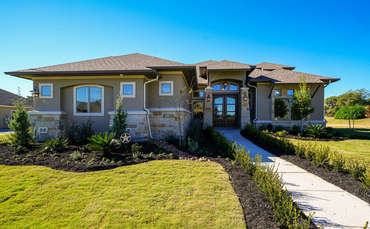 WhiteStone Custom Homes in New Section of Setterfeld Estates