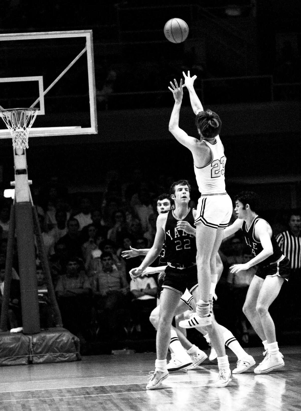 Yale pistoled Pete Maravich, LSU in first and only meeting 50 years ago
