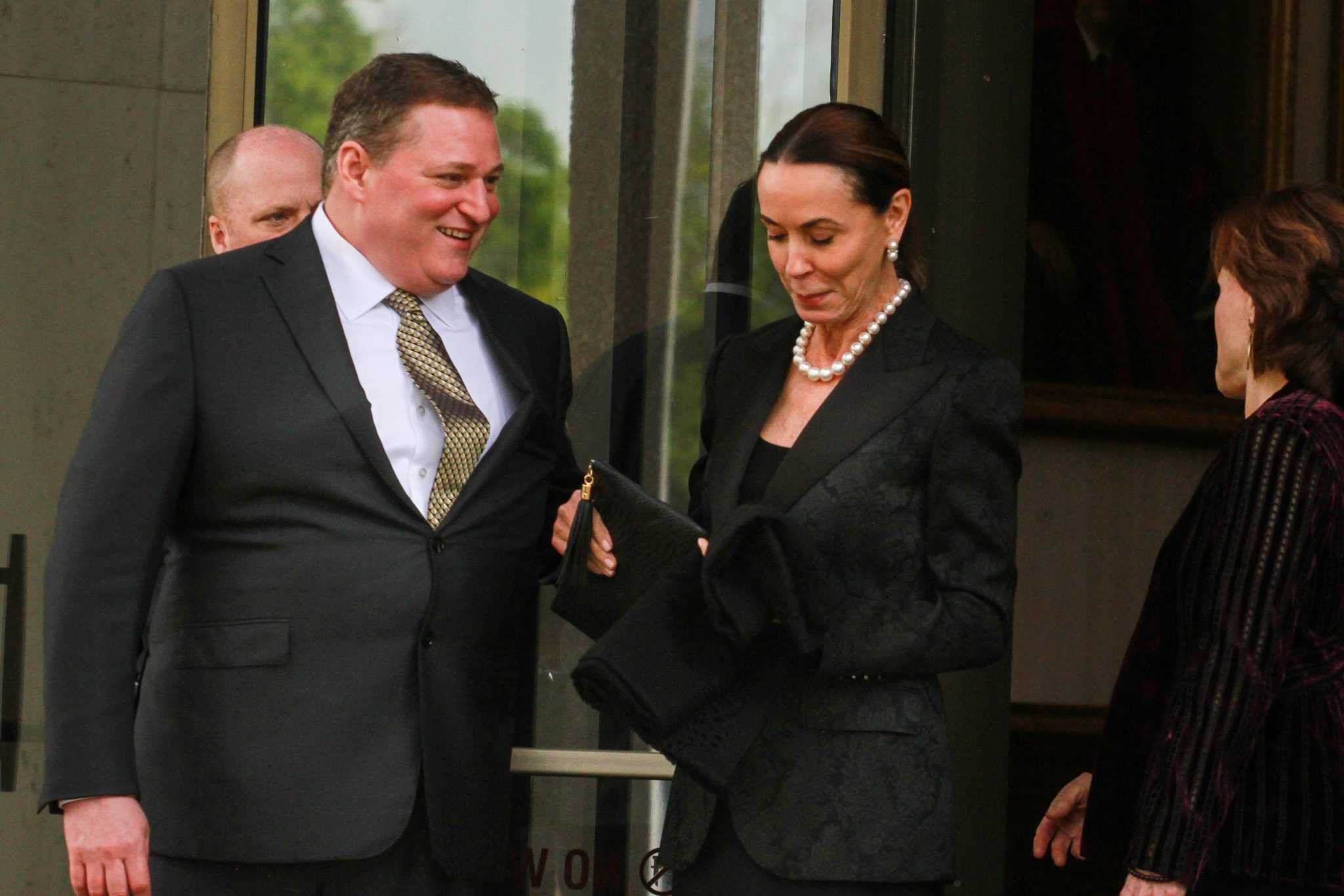 Lester Smith funeral generates humor — and doughnuts