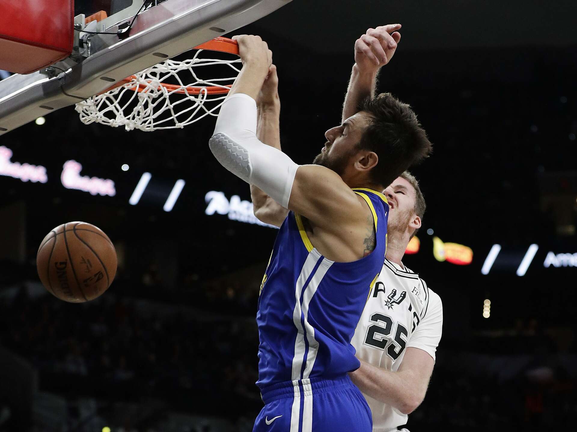In season debut with Warriors Andrew Bogut picks up where he left off