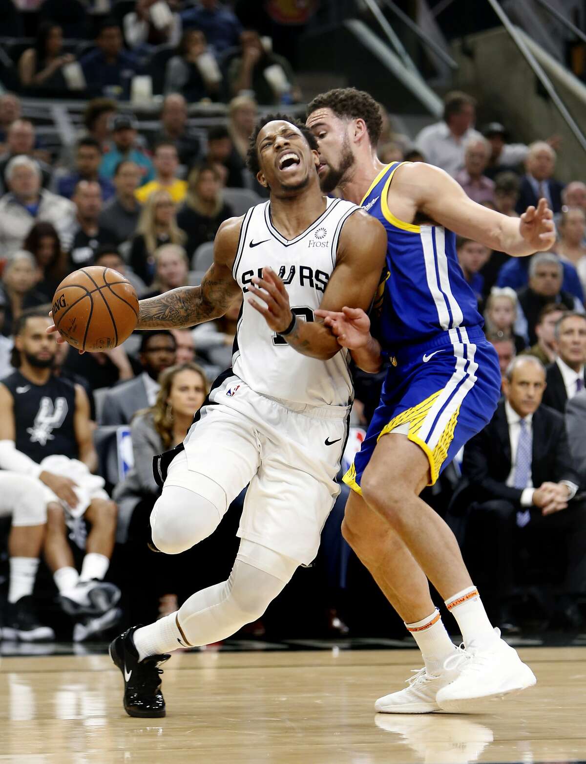 'Splash Brothers' struggle as Warriors fall to Spurs