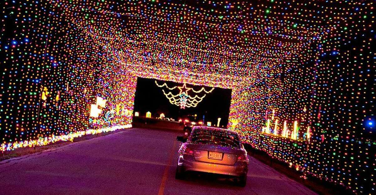 Pasadena OKs drivethrough holiday attraction envisioned as tourist draw