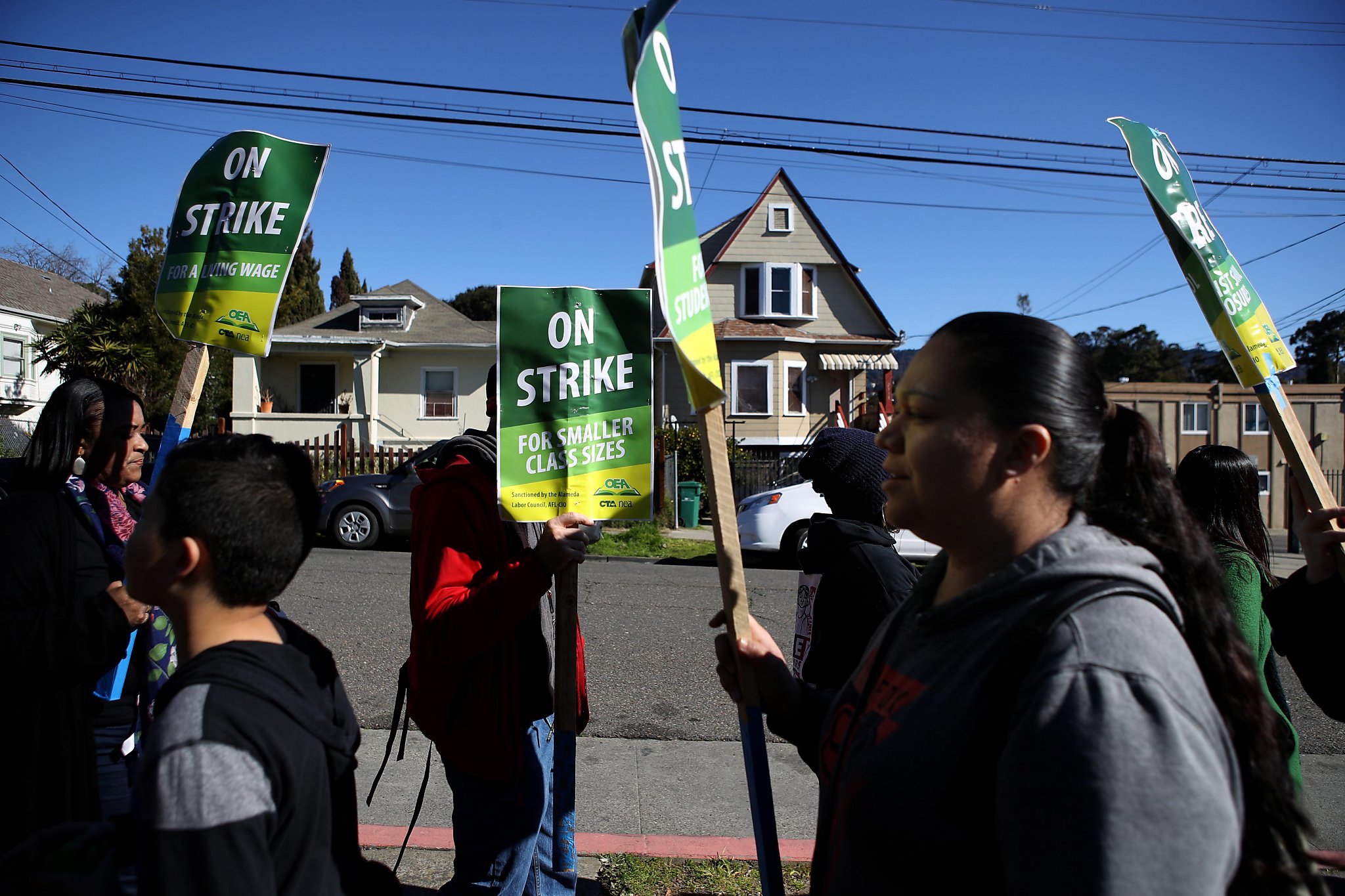 Oakland teachers to strike Thursday after talks stall with school district