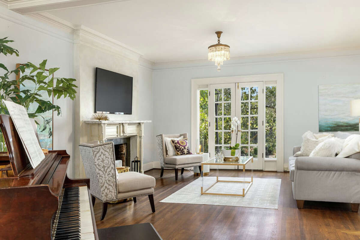 Storey-designed colonial on Capitol Hill for $2.25 million has classic ...