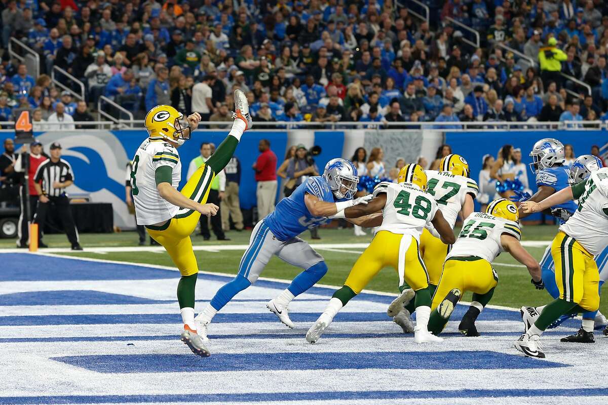 DETROIT, MI - DECEMBER 31: Green Bay Packers punter Justin Vogel (8) punts the ball from the end zone during a game between the Green Bay Packers and the Detroit Lions on December 31, 2017 at Ford Field in Detroit, Michigan. (Photo by Scott W. Grau/Icon Sportswire via Getty Images)