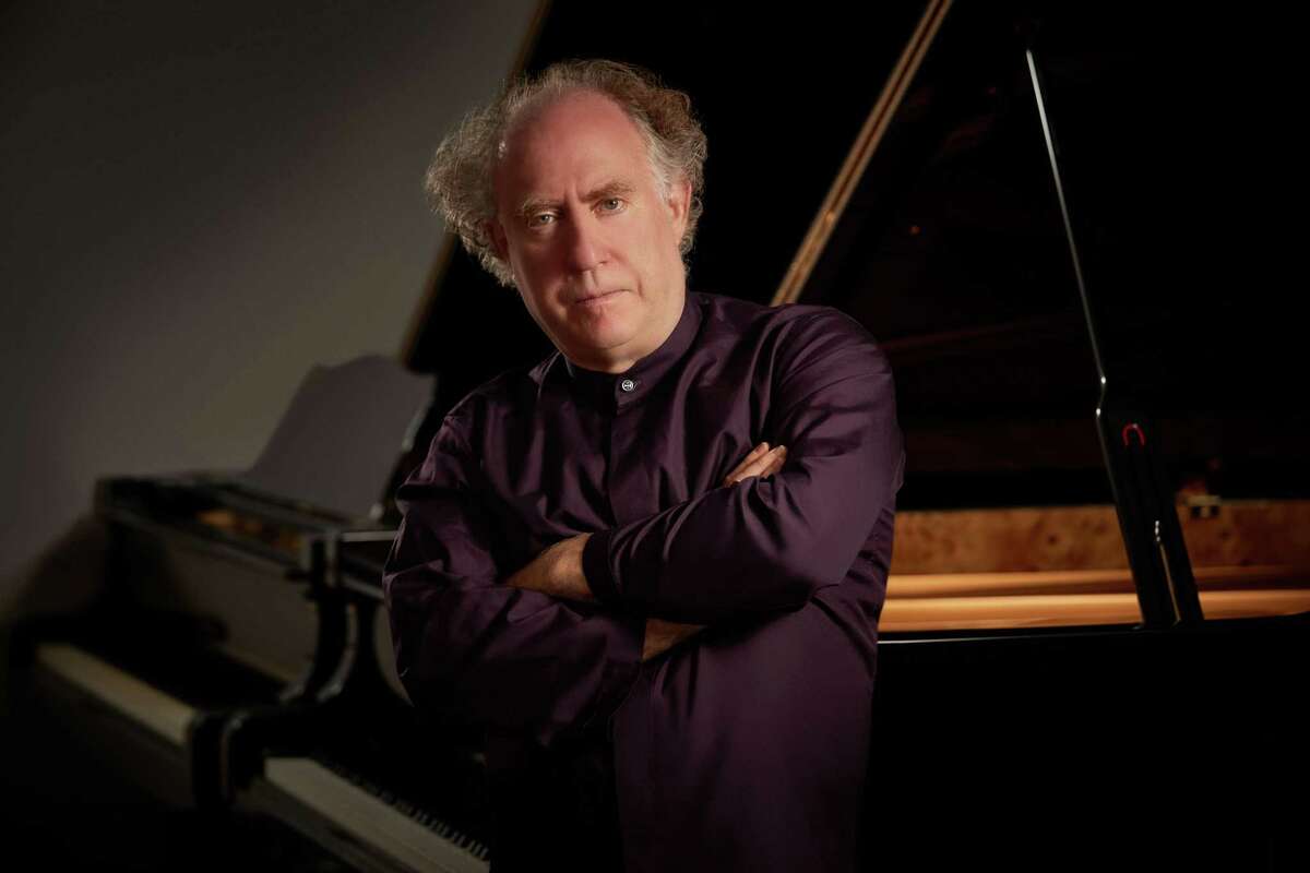 Conductor Jeffrey Kahane
