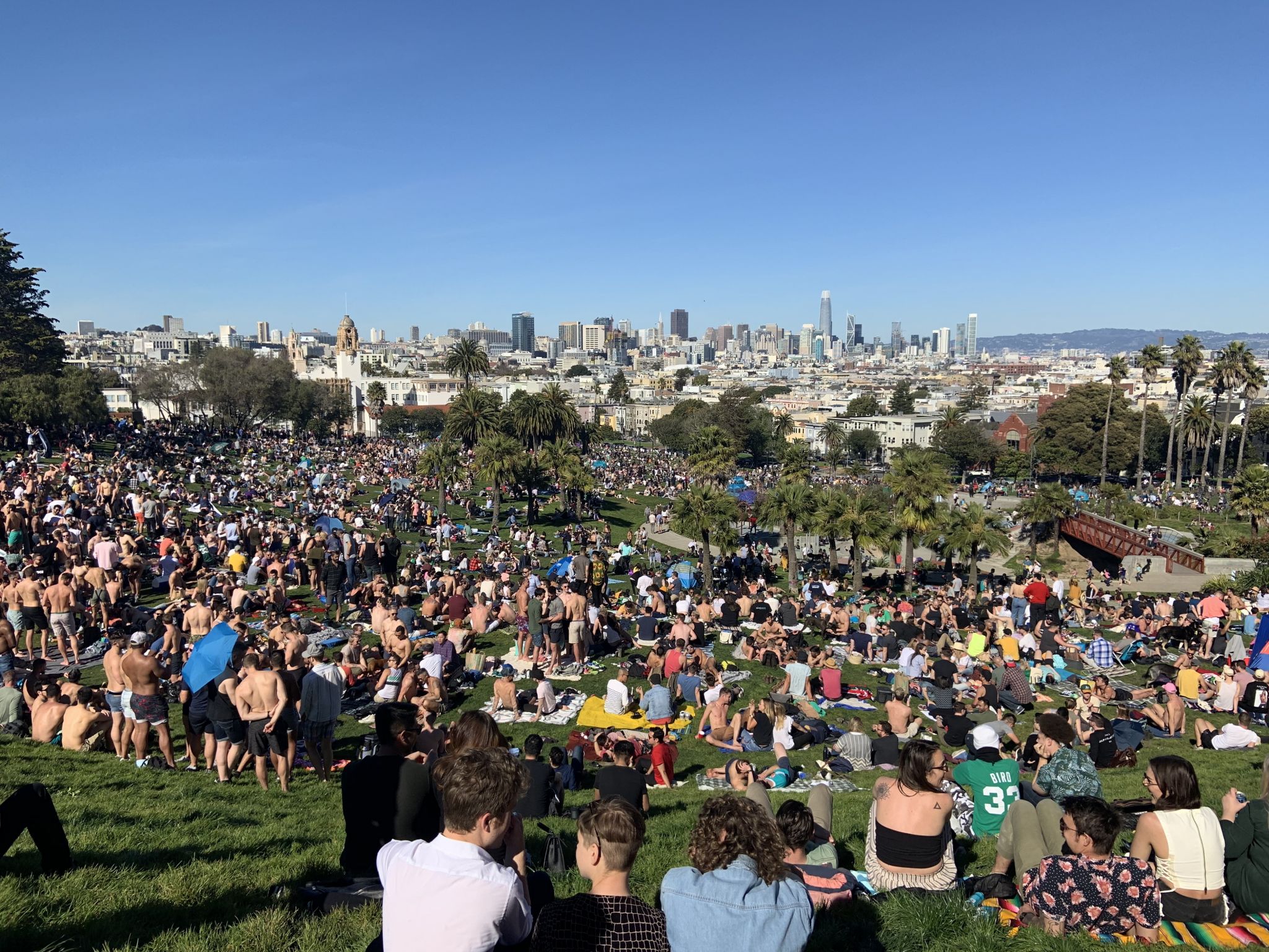 Upward Of 10 000 People Descended On Dolores Park Last Weekend