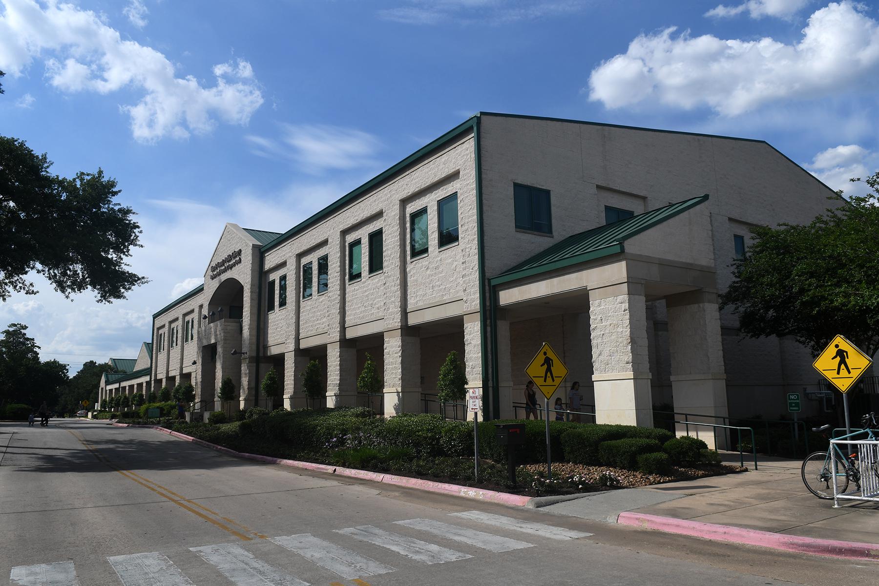 Harris County Public Library offering digital services for patrons