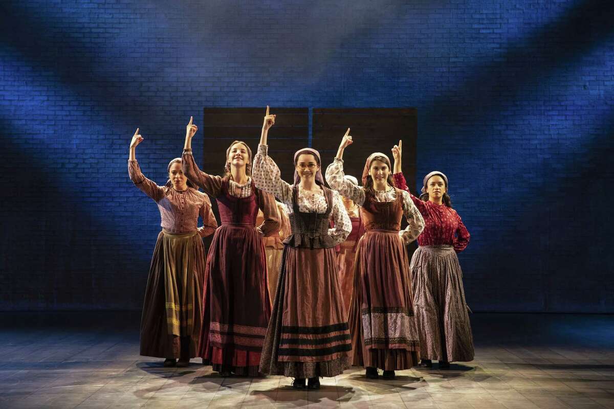 "Fiddler on the Roof" is returning to the Majestic Theatre.