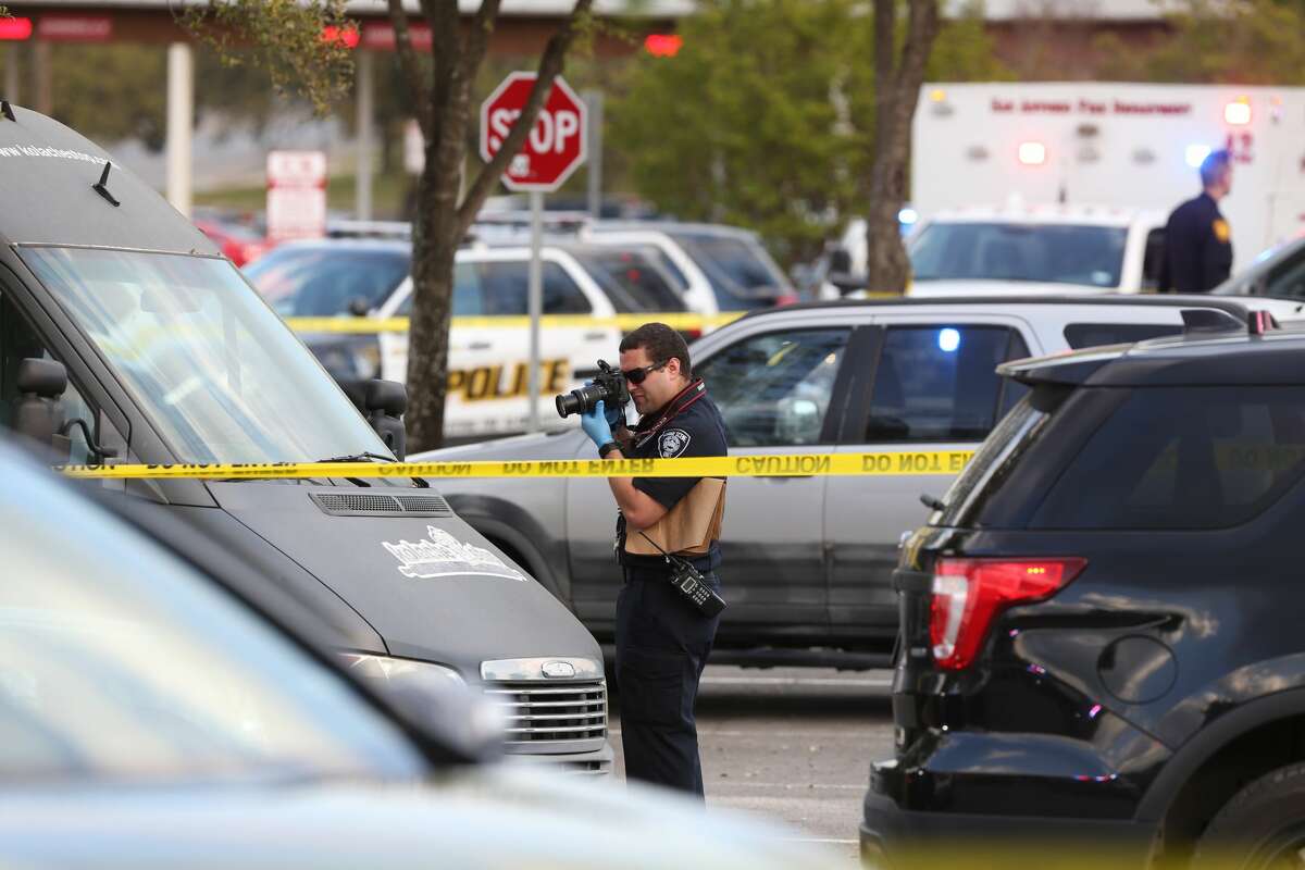 SAPD Woman fatally shot by officers was holding 'replica' Uzi