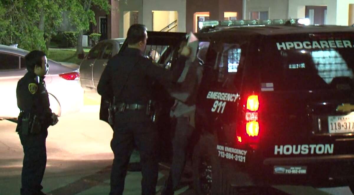 Man Fatally Shot Trying To Rob Apartment On Westheimer Man Fatally Shot Trying To Rob Apartment On Westheimer