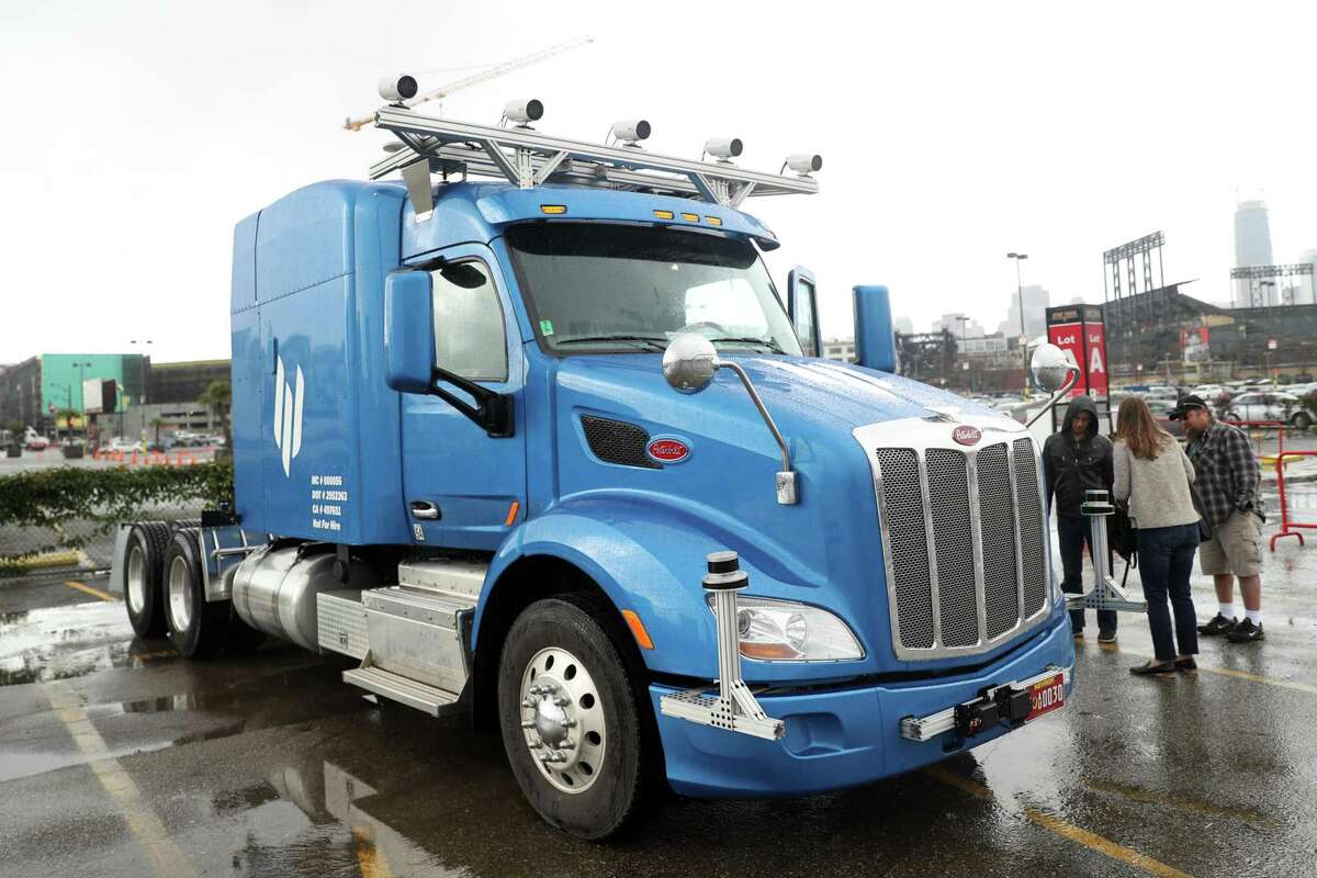 Autonomous Semi Trucks Coming To I 10 Soon