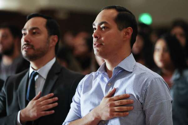 Twins Julián and Joaquin Castro step onto national political stage — together, as always ...