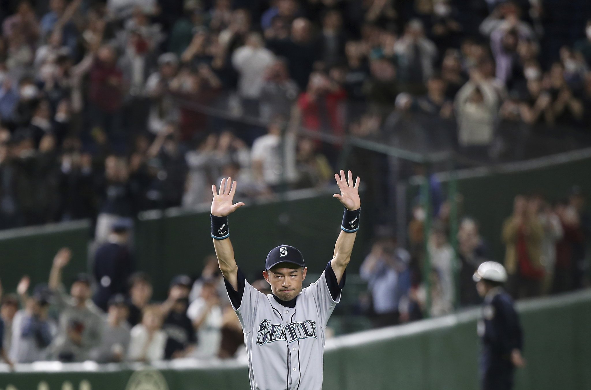 Ichiro Will Throw Out First Pitch at Mariners' 2020 Opening Day