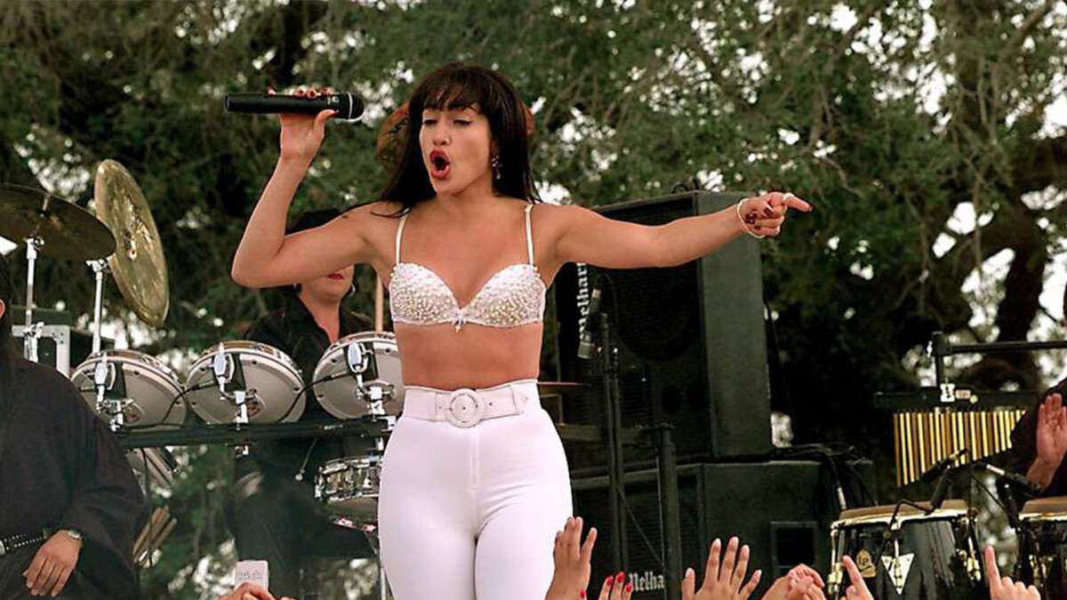 Up there with the music, outfit and 1990s JLo that solidified the 1997 Selena biopic as a cult classic is a line uttered by a character only known as "First Cholo."