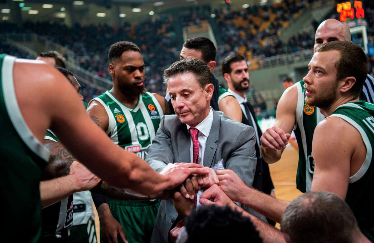 Iona Men S Basketball Hires Rick Pitino