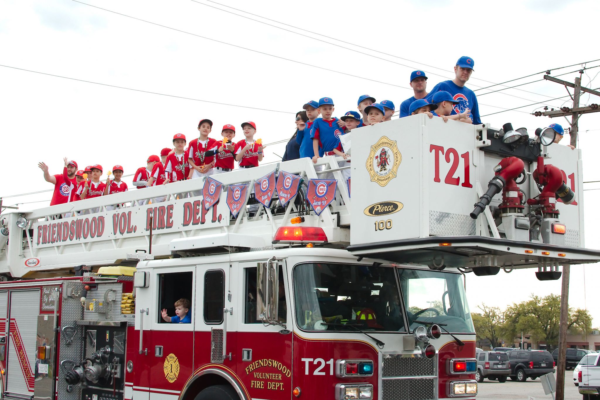 Friendswood Youth League Baseball Teams Ride In Youth Sports