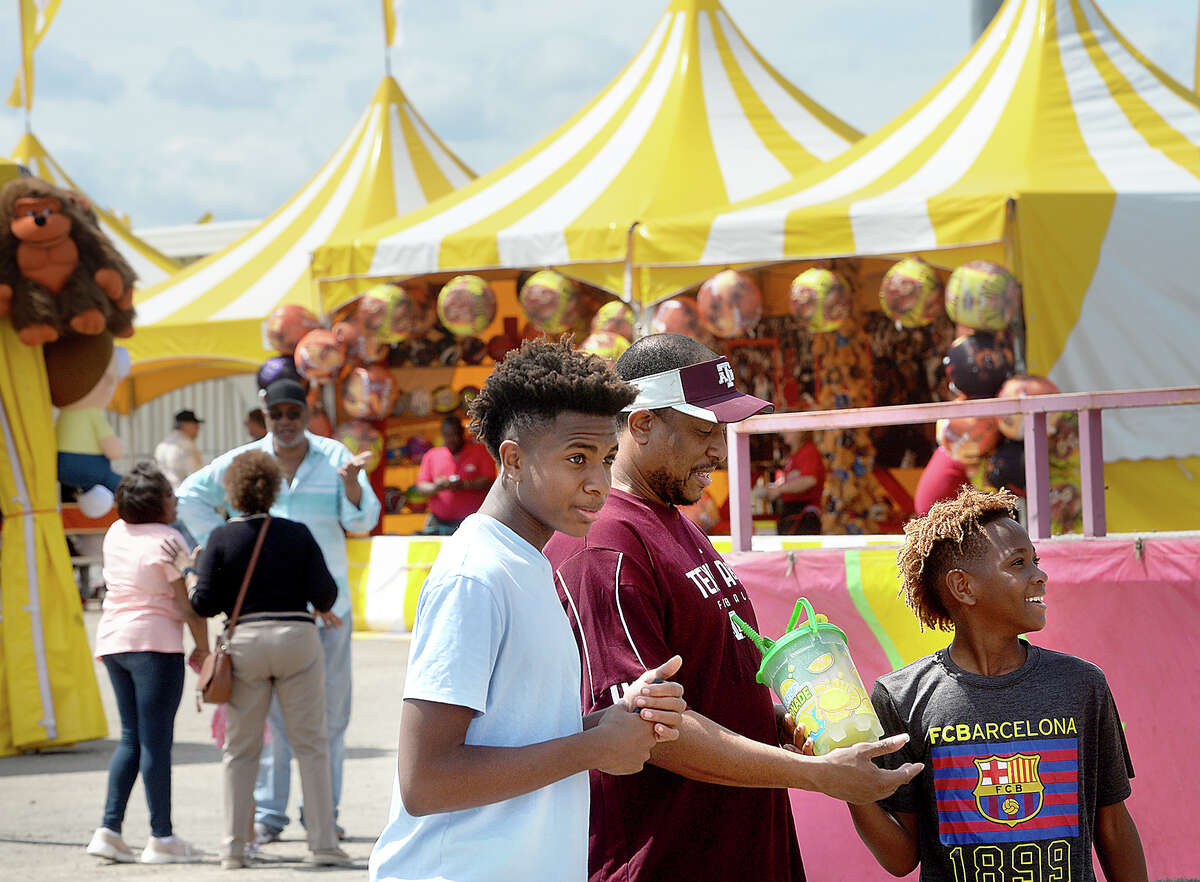 Photos Saturday's highlights from the YMBL Fair