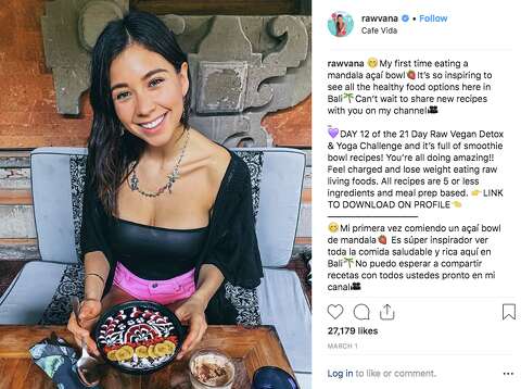 Raw Vegan Youtuber Apologizes To Her Followers After She S
