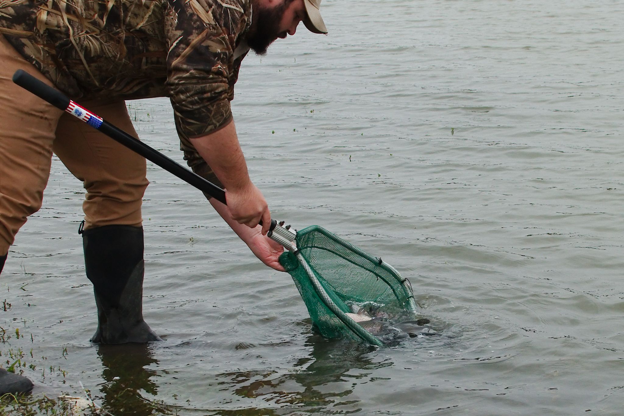 Abilene man breaks Lake Fort Phantom bass fishing record twice in one night