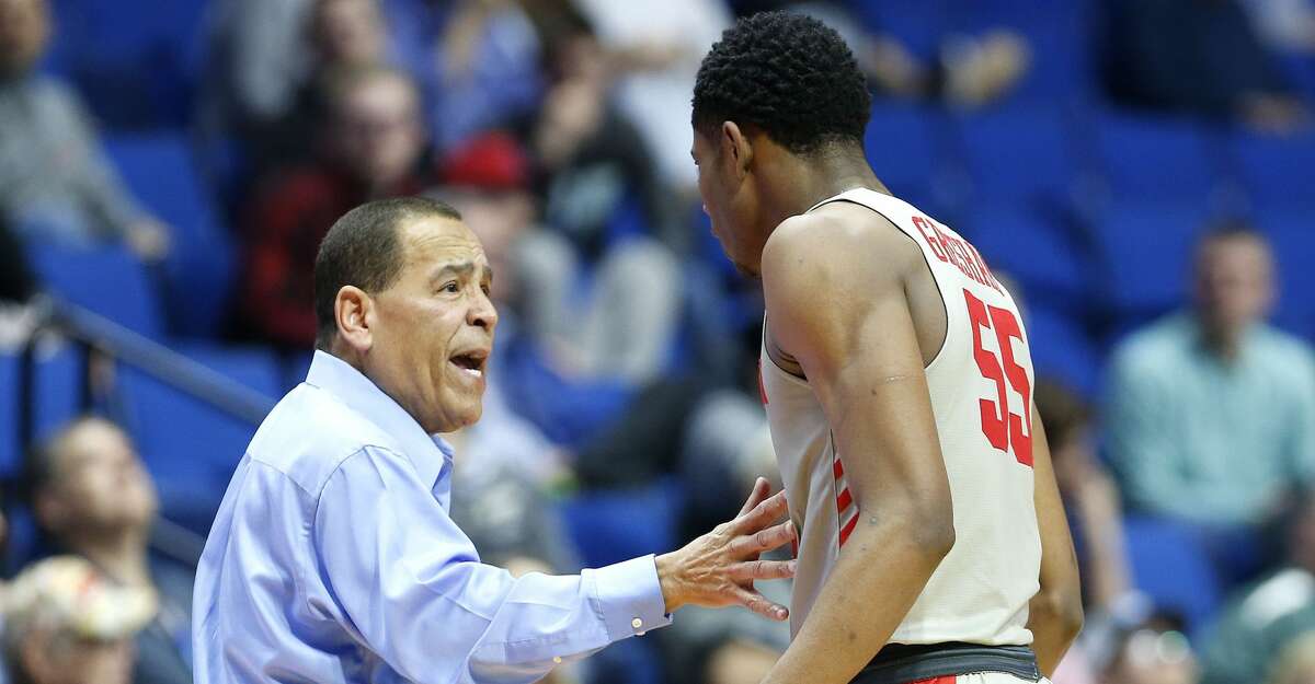 Houston Cougars head coach Kelvin Sampson talks to Houston Cougars forward Brison Gresham (55) during the second round of NCAA playoffs at BOK Center in Tulsa on Sunday, March 24, 2019. Houston won the game 74-59 and are heading to the Sweet 16.