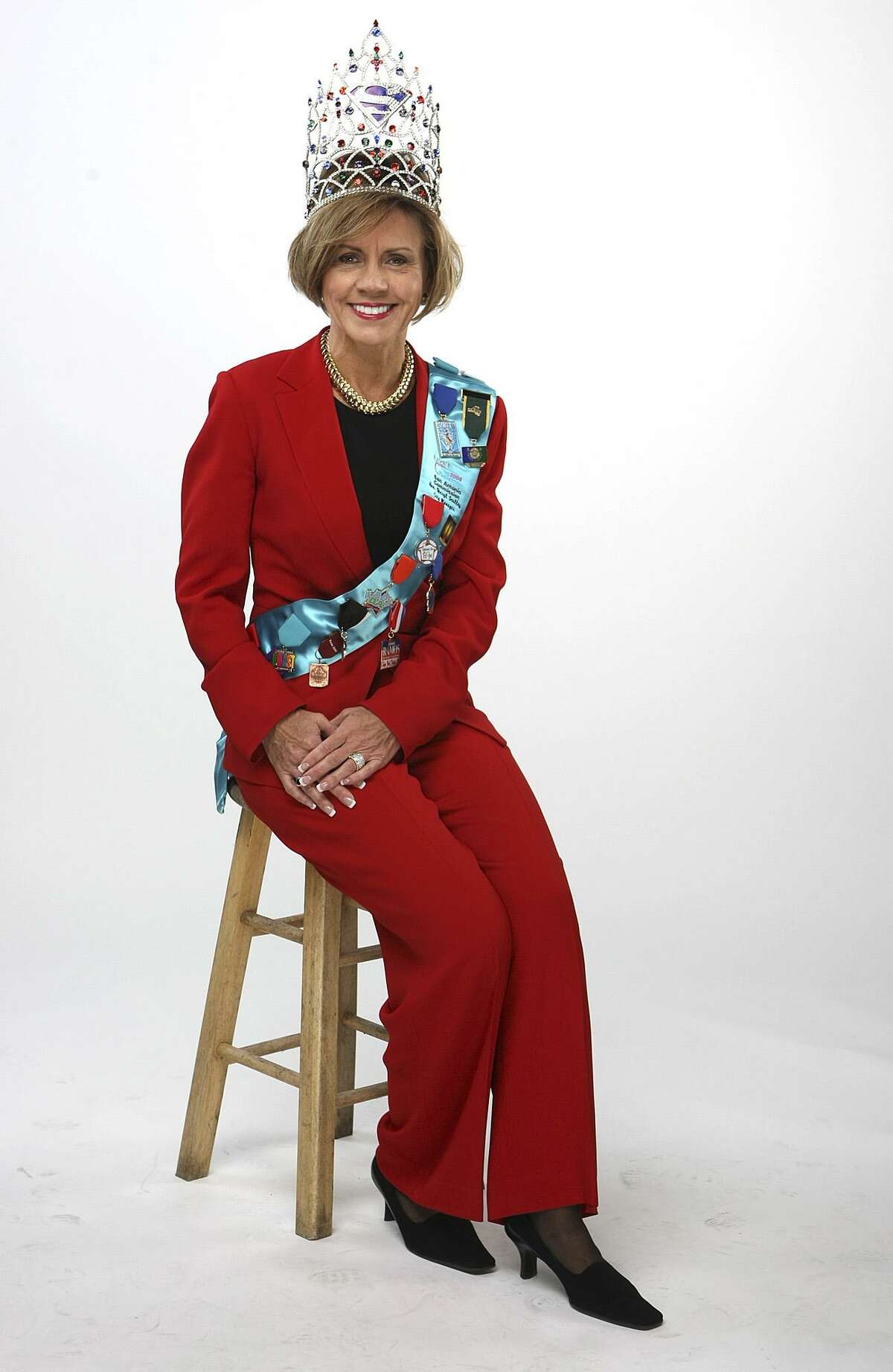 In 2009 for Cornyation, City Manager Sheryl Sculley was King Anchovy of the Court of the Fancy Flying Footwear. She is keeping her King Anchovy medals but is offering at auction 13 years’ worth of other Fiesta medals and other memorabilia.