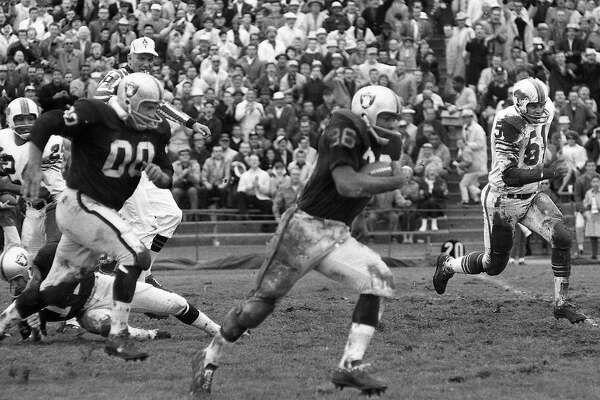 Clem Daniels One Of Raiders All Time Best Running Backs