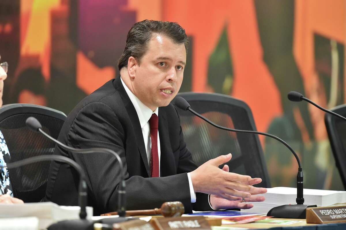 SAISD has announced plans for a 2020 bond election, giving voters plenty of time to provide input on possible projects. Under Superintendent Pedro Martinez, the district has zoomed and public confidence is high. Other districts could learn something.