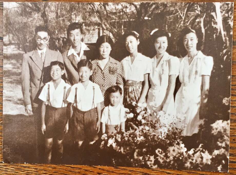 Wwii Internment Camp Survivors To Protest Trump With 10 000 Paper