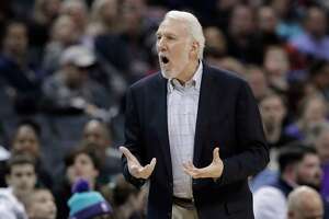 Selena Quintanilla's estate sues record label for digital royalties