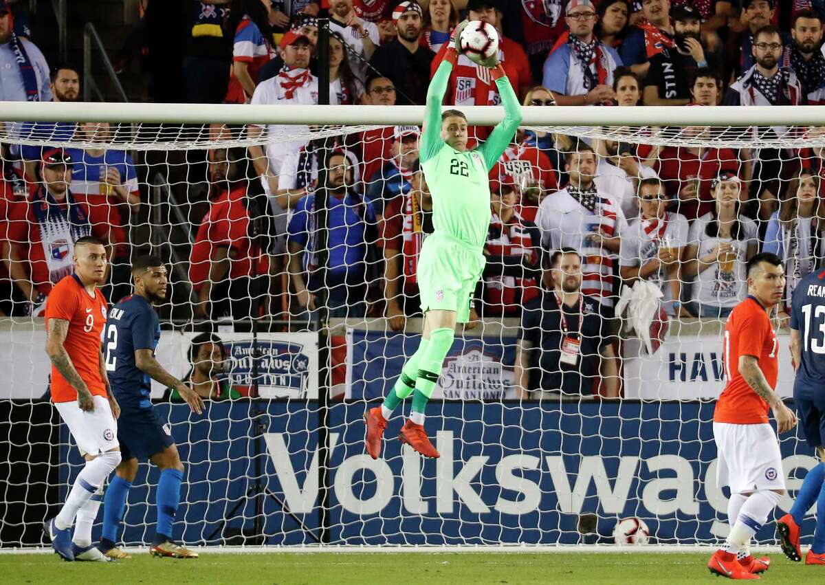 United States goalkeeper Ethan Horvath (22) pulls down a shot toward the goal by Chile during the second half of an international friendly soccer match at BBVA Compass Stadium on Tuesday, March 26, 2019, in Houston.