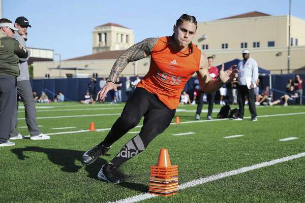 Tauaefa Other Nfl Hopefuls Show Well At Utsa Pro Day