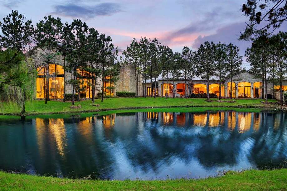 12m Tomball Mansion Is A Private Getaway With Gatsbyesque