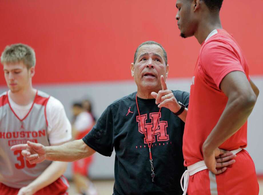 Uh Coach Kelvin Sampson Kentucky Is Best Team We Ve Played